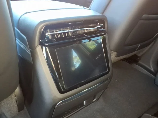 Certified Used 2026 Luna Metallic (No longer available to order) Cadillac Premium Luxury image 11