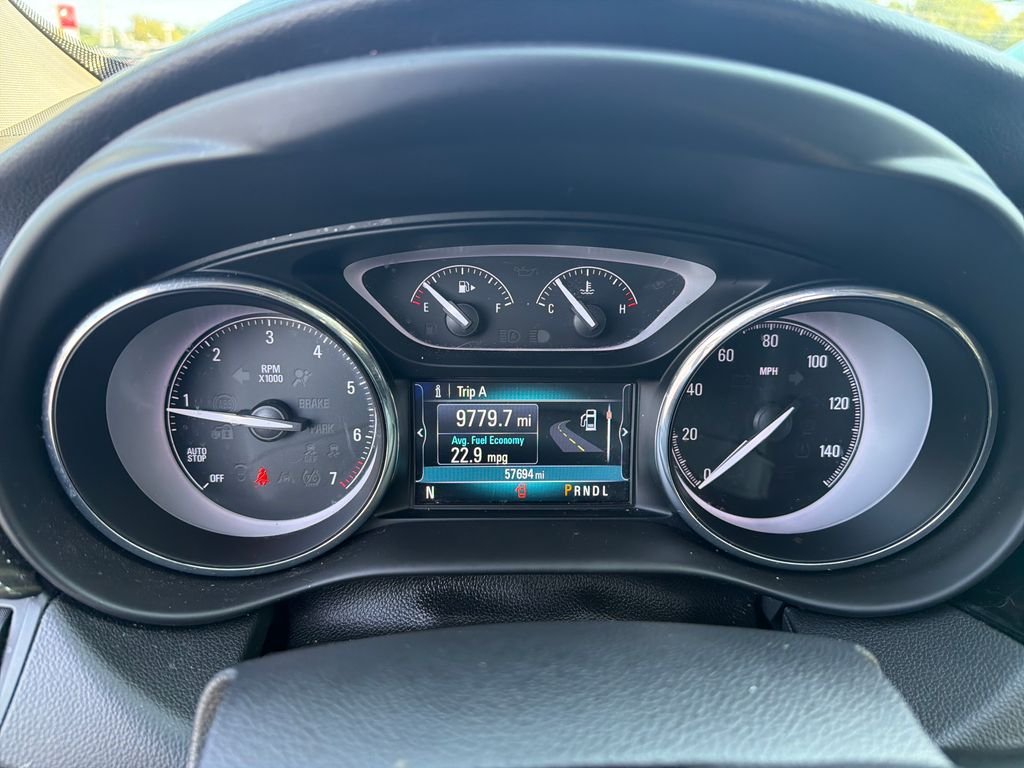 Used 2020 White Buick Essence image 18