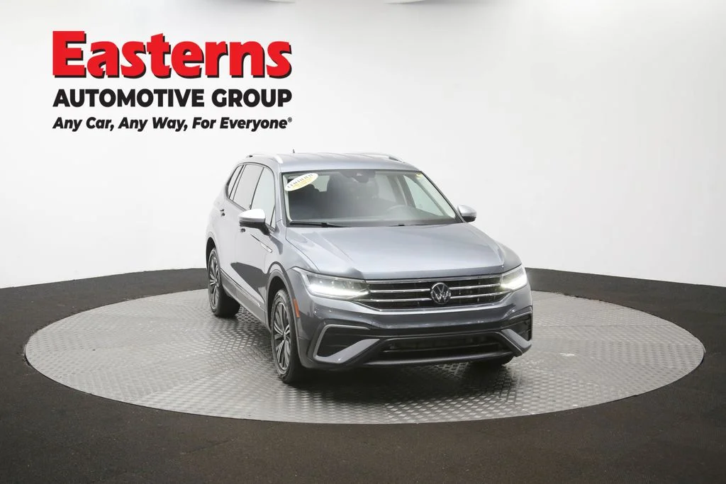 Used 2024 Gray Volkswagen 2.0T Wolfsburg Edition image 48