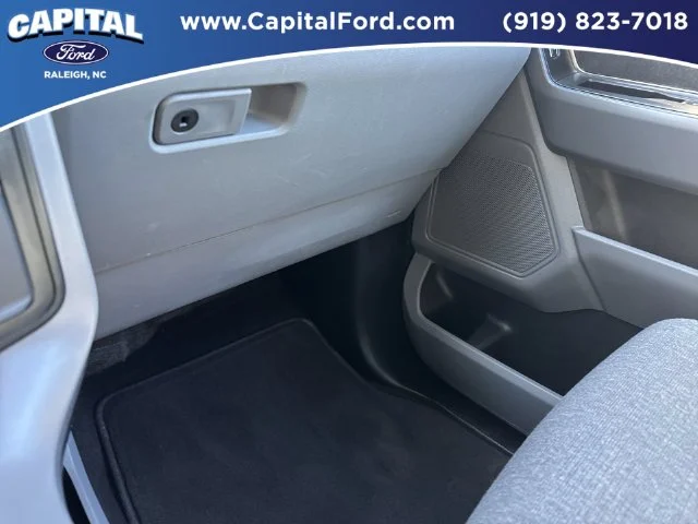 Used 2024 Silver Ford XLT image 27