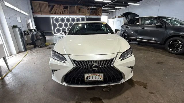 Used 2023 White Lexus 350 Luxury image 8
