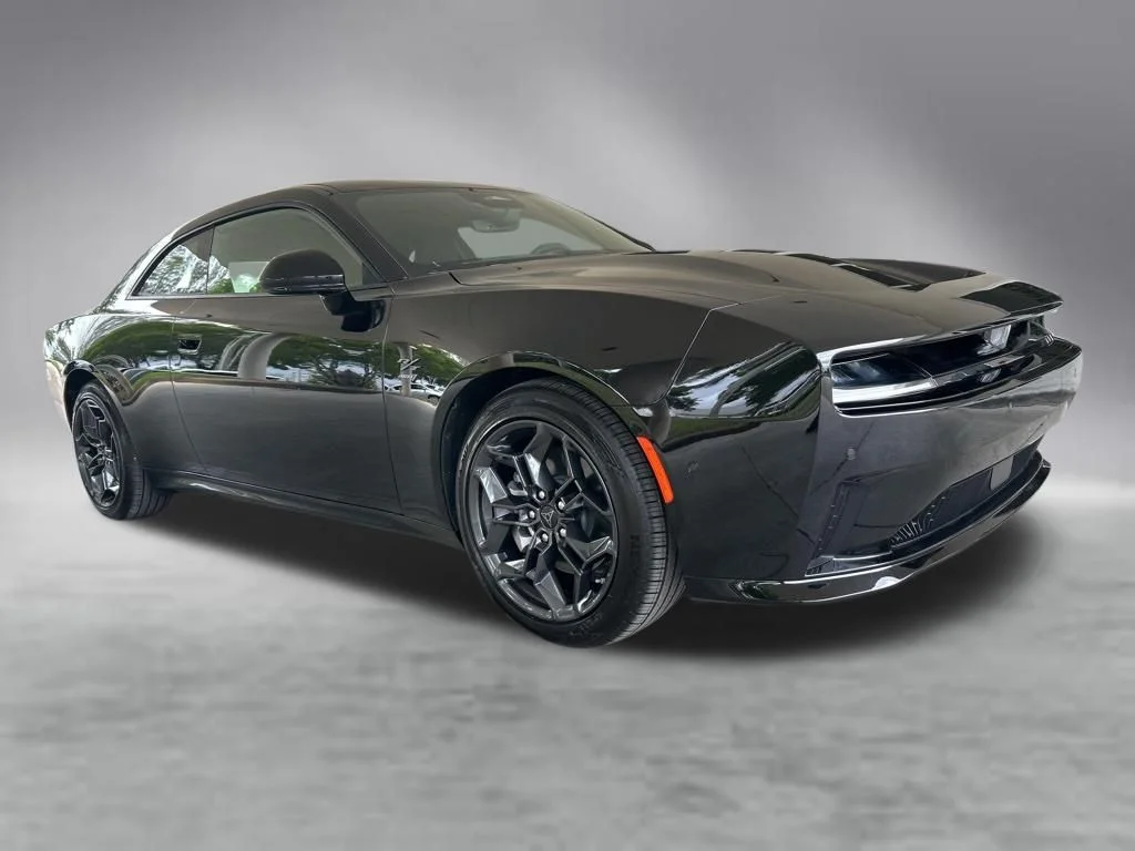 Used 2025 Dodge Charger Daytona R/T with VIN 2C3CDBCK3SR543401 for sale in Davie, FL