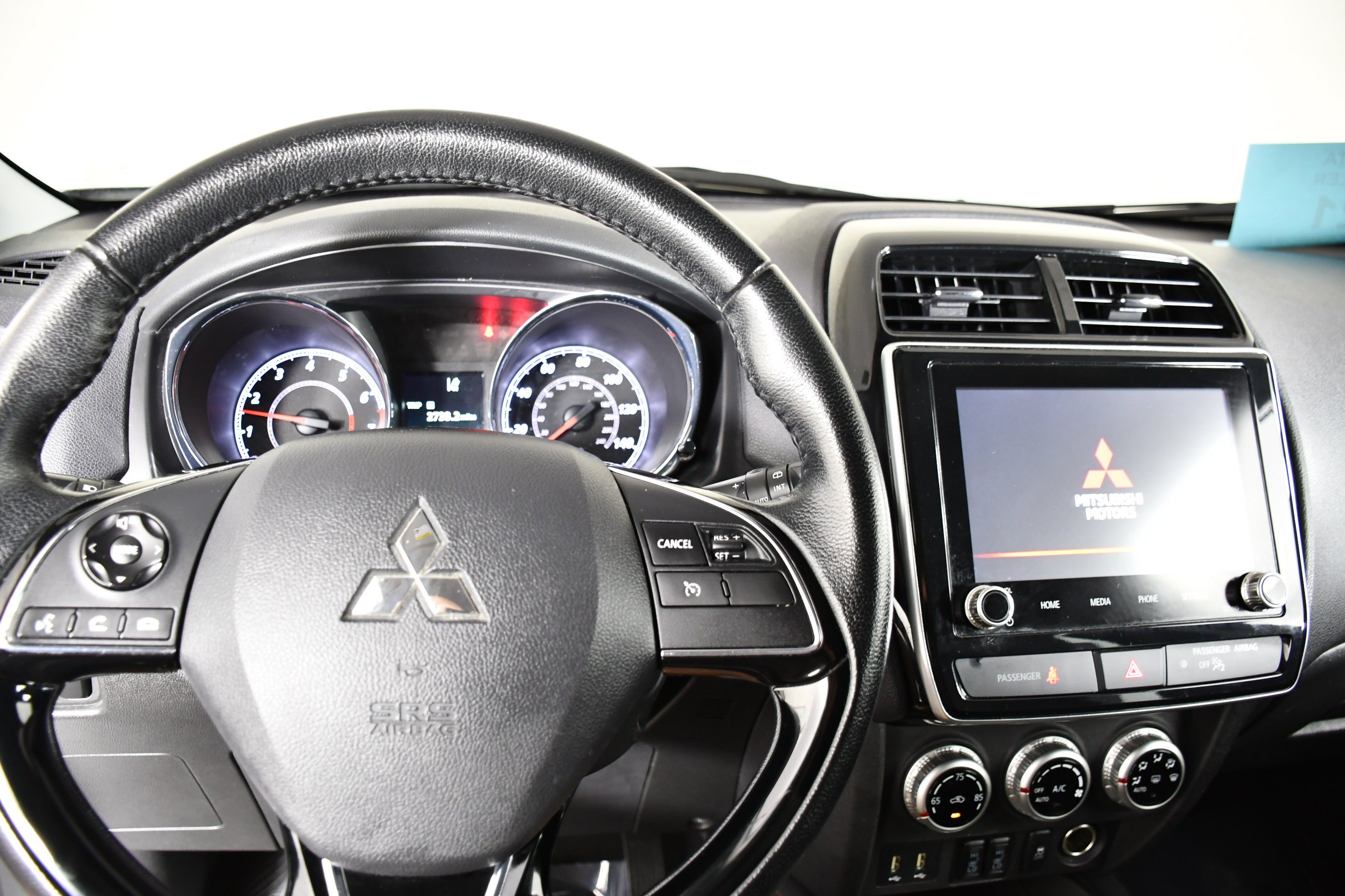 Certified Used 2024 Black Mitsubishi SE image 16