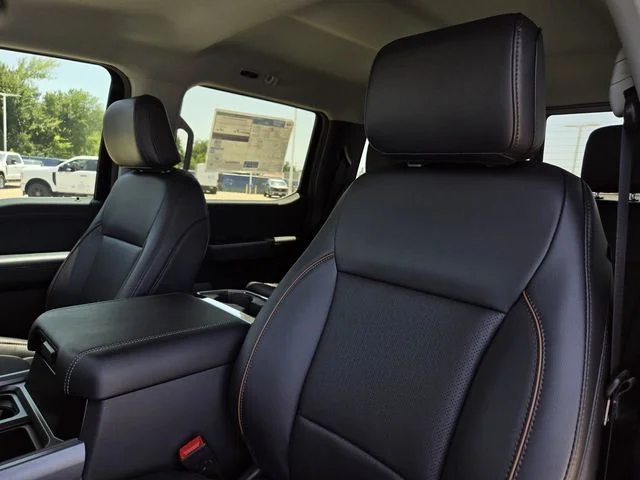 New 2026 Agate Black Metallic Ford F-250® Lariat® image 28