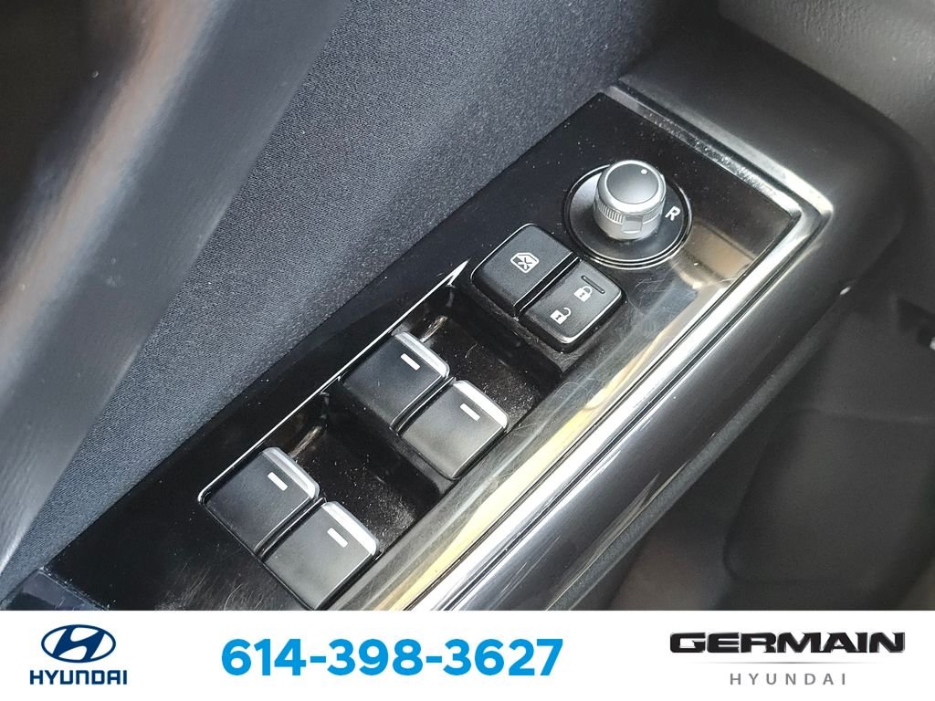 Used 2016 Blue Mazda Sport image 26
