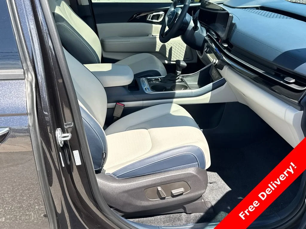 2025 Kia Carnival SX Prestige - Photo 13