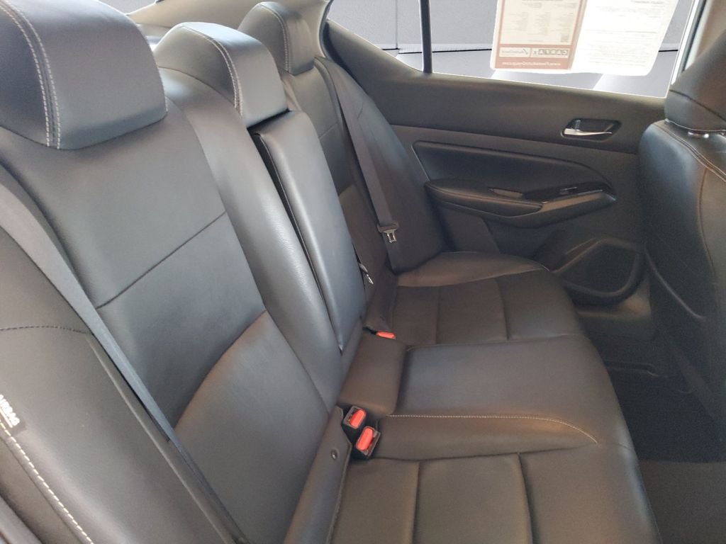 Used 2022 Silver Nissan 2.5 SL image 16
