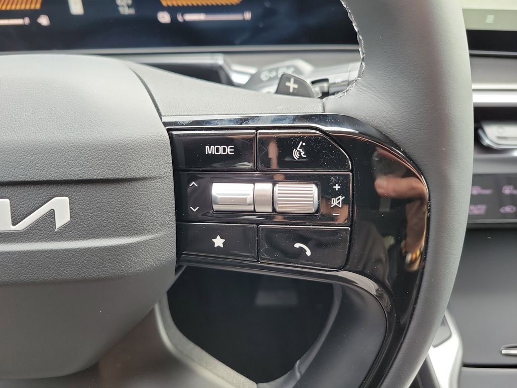 New 2026 Gray Kia EX image 29