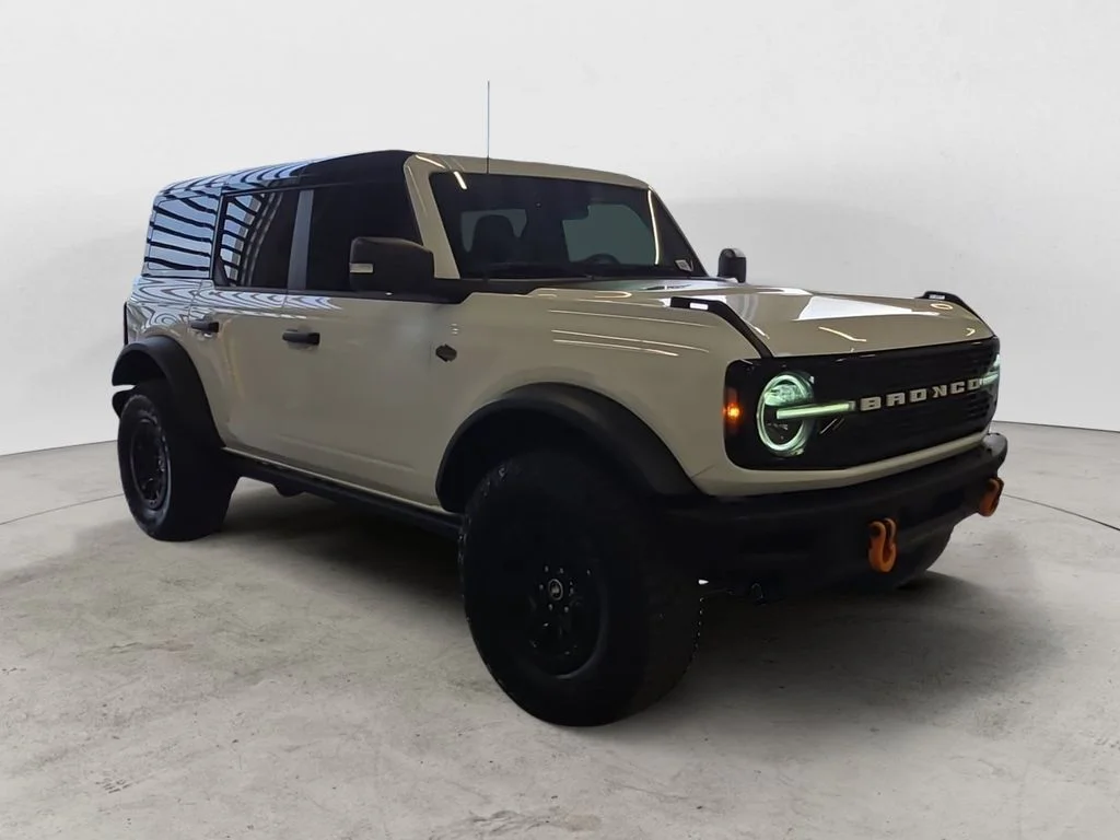 Used 2024 White Ford Wildtrak image 3