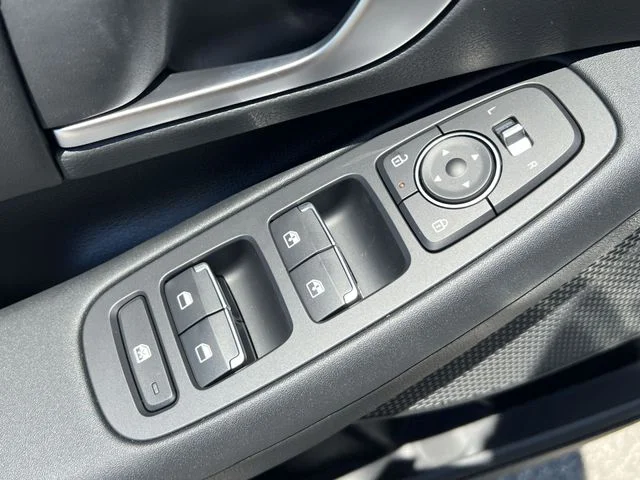 Used 2026 Gray Hyundai SEL Sport image 28