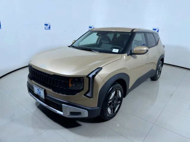 New 2027 TERRAIN BROWN Kia LX image 9