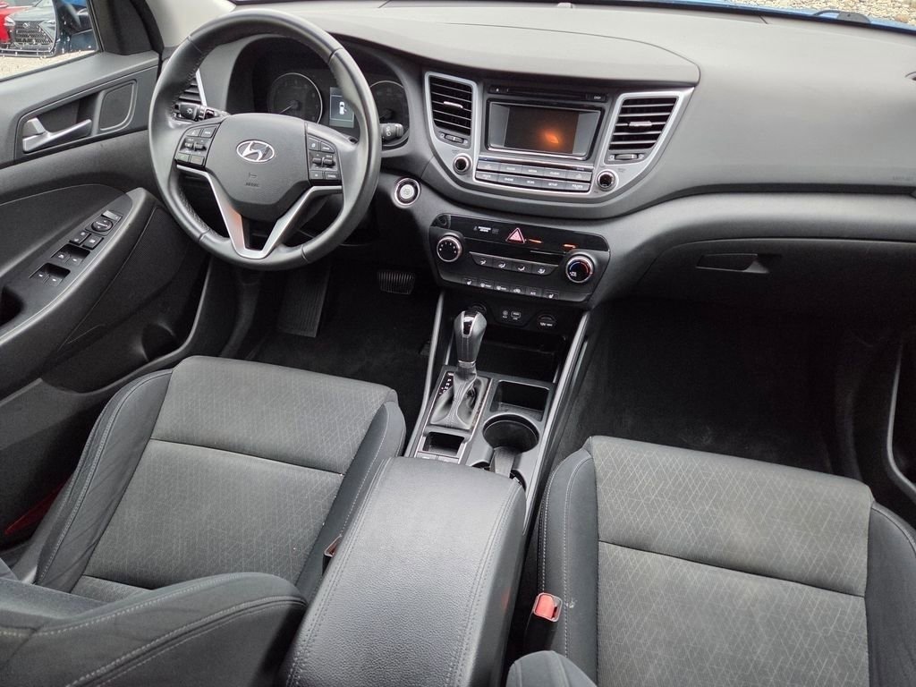 Used 2016 Caribbean Blue Hyundai Sport image 29