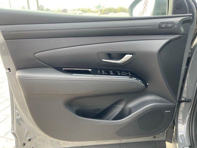 2025 Hyundai Tucson Limited - Photo 15