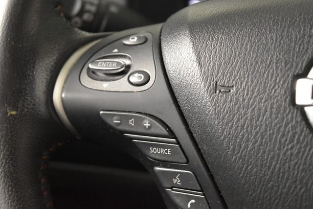 2020 Nissan Pathfinder SV - Photo 19
