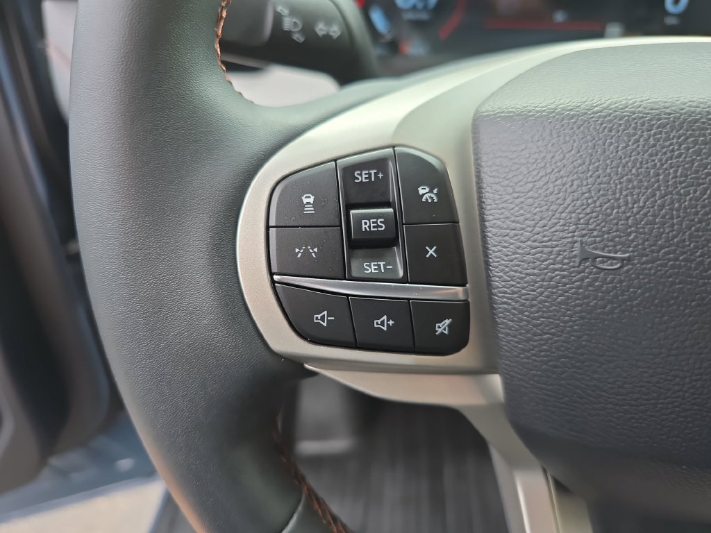 Used 2025 Blue Ford Active image 18