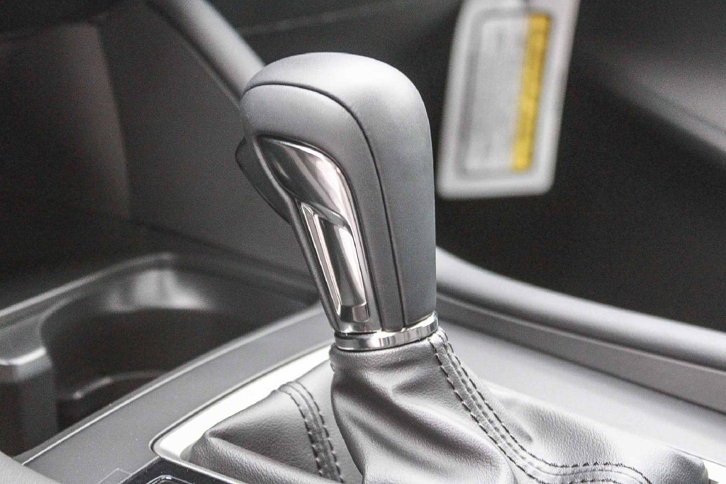 New 2026 Machine Gray Metallic Mazda 2.5 S Preferred image 24