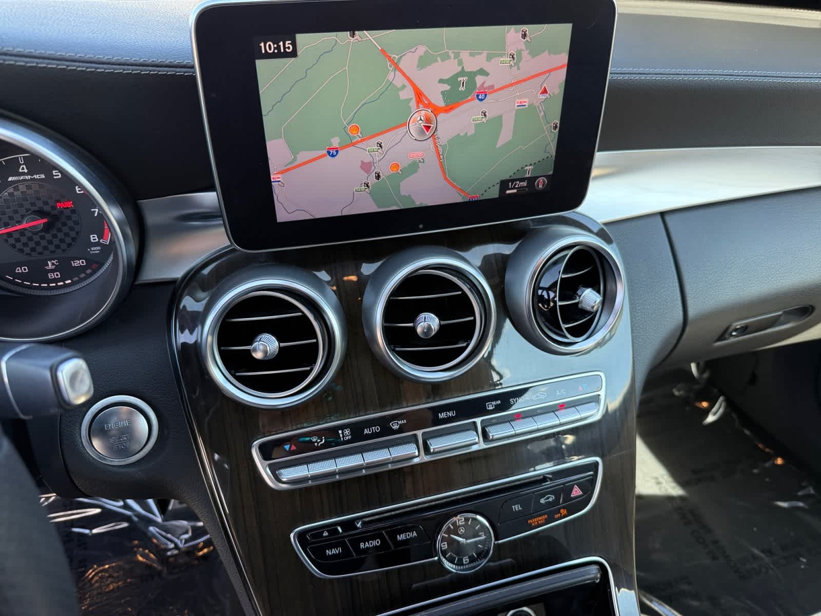 Used 2017 designo Diamond White Metallic Mercedes-Benz AMG® C 43 image 14