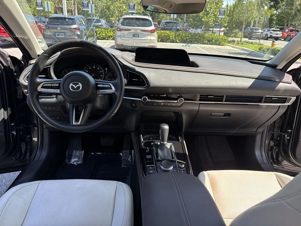 Used 2021 Machine Gray Metallic Mazda Premium image 36