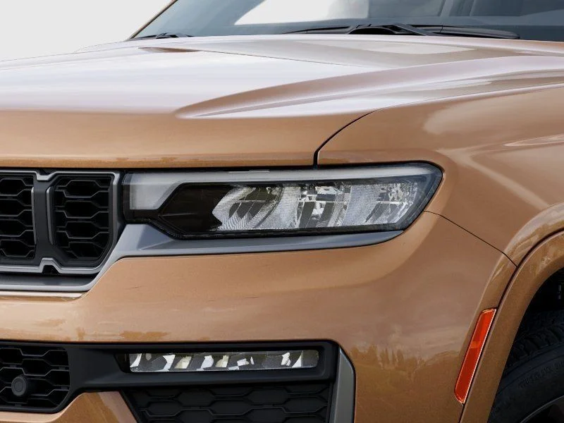 New 2026 Copper Shino Metallic Clear-Coat Exterior Paint Jeep Limited Reserve image 12