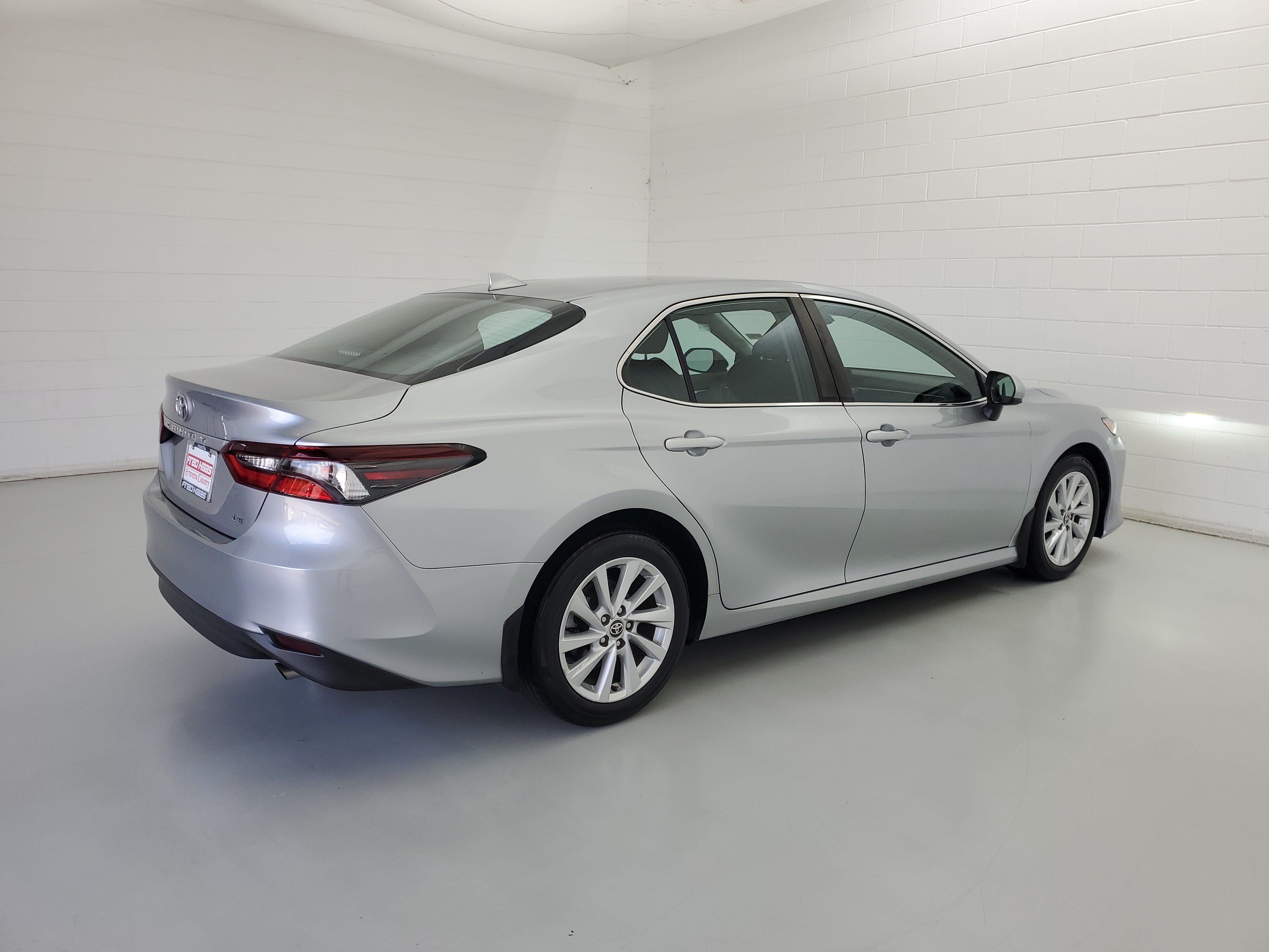 Used 2022 Celestial Silver Metallic Toyota LE image 5