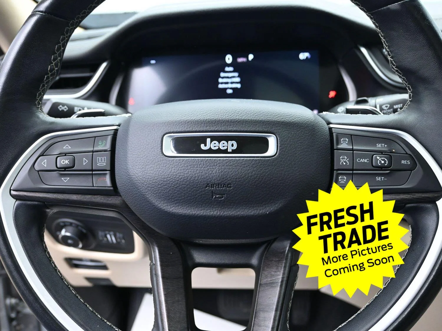 Used 2022 Silver Zynith Jeep Limited image 25