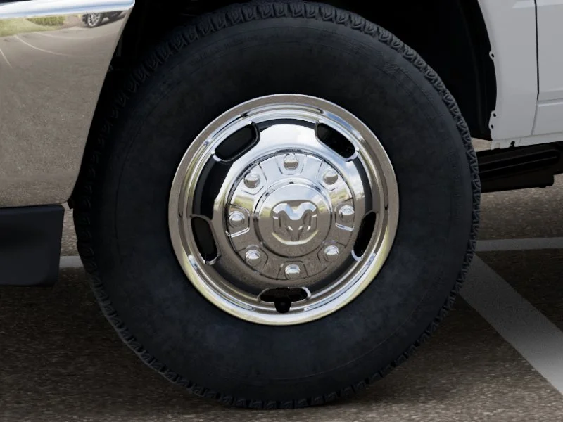 New 2026 Bright White Clear-Coat Exterior Paint RAM Tradesman image 34