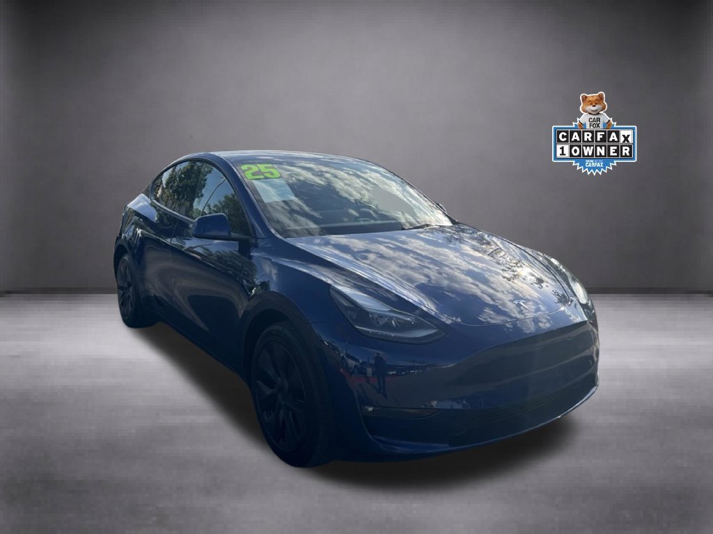Used 2025 Tesla Model Y Long Range with VIN 7SAYGAEE7SF264669 for sale in Moreno Valley, CA