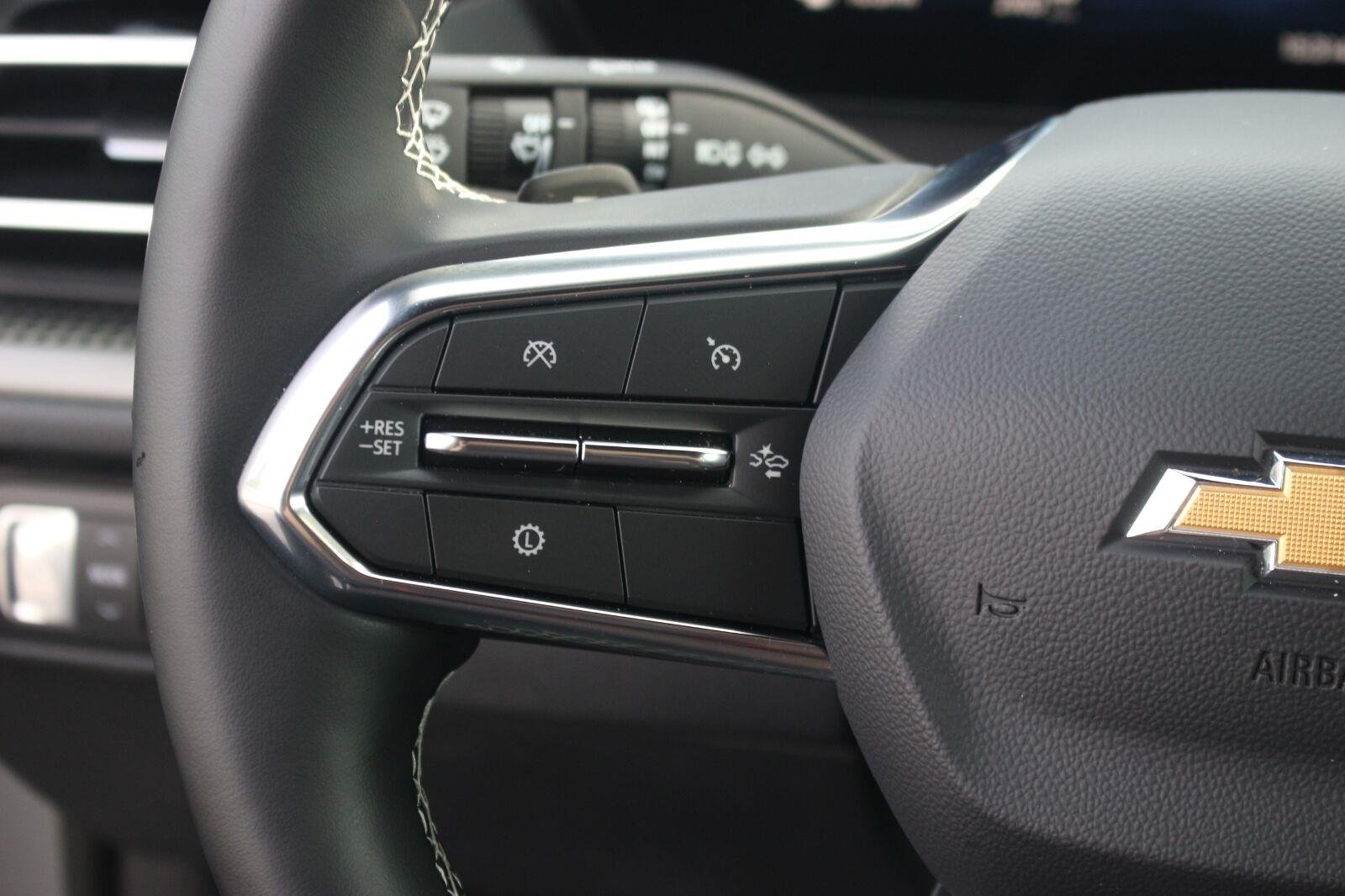 Used 2026 Sterling Gray Metallic Chevrolet LT image 22