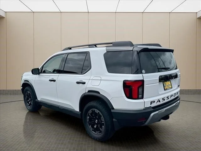 Used 2026 White Honda TrailSport Elite image 4