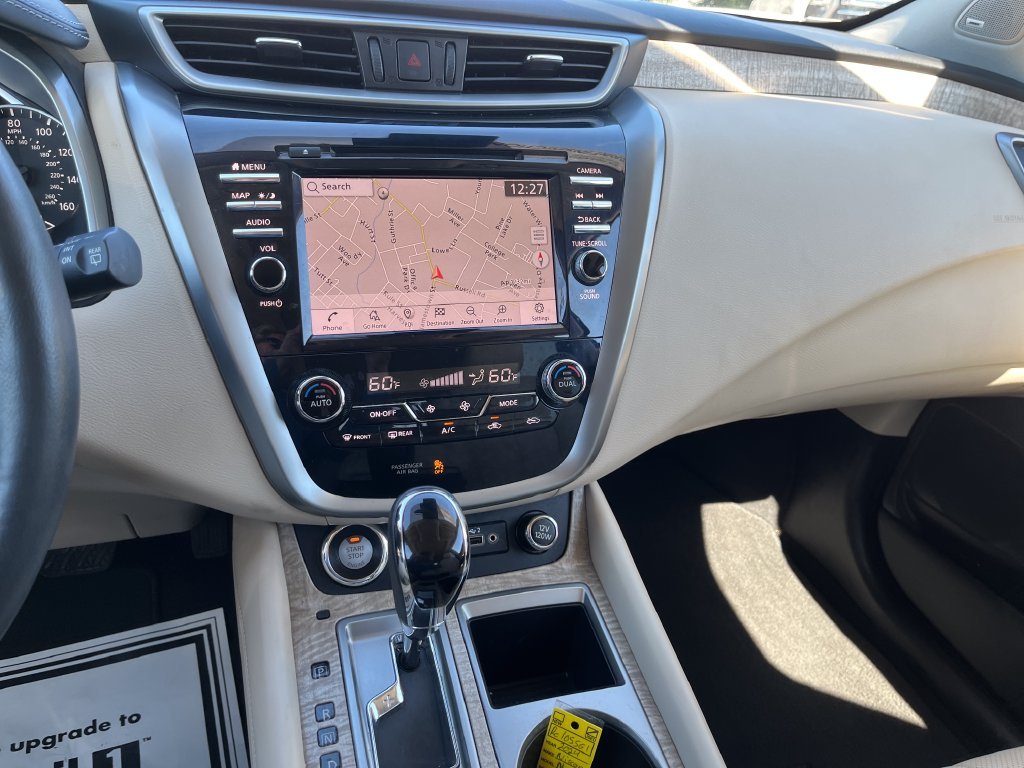 Used 2024 White Nissan SL image 17