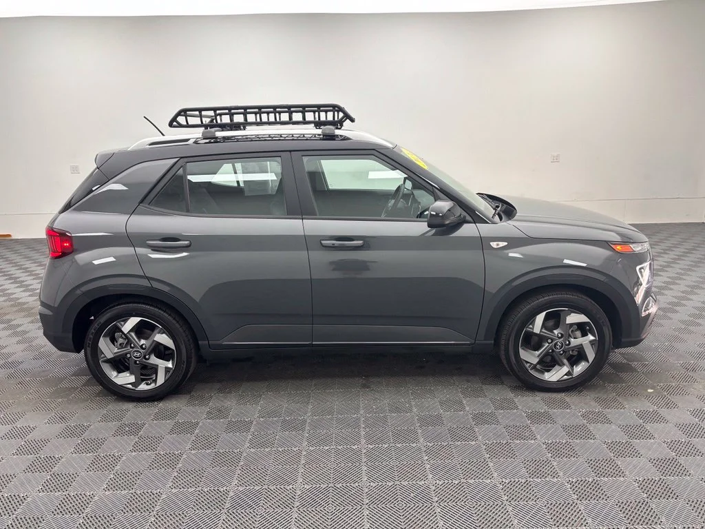 Used 2024 Gray Hyundai Limited image 7