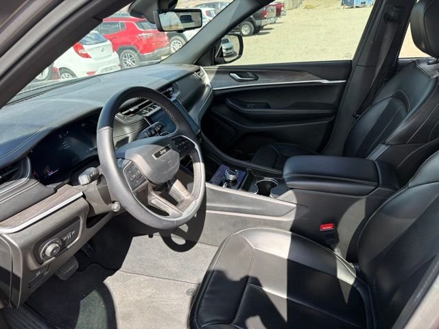 Used 2024 Gray Jeep Limited image 5