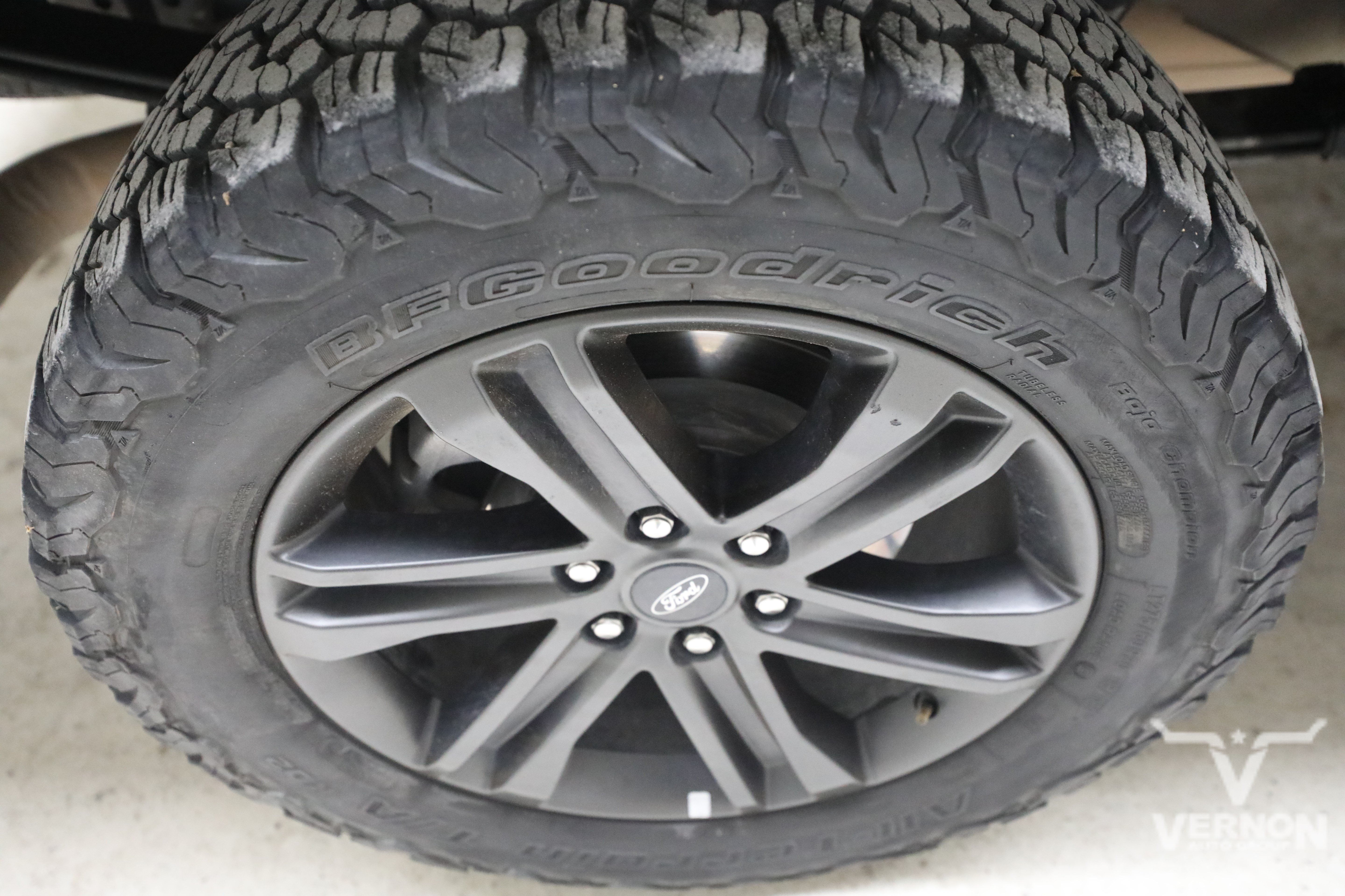 Used 2022 Agate Black Metallic Ford Y image 35