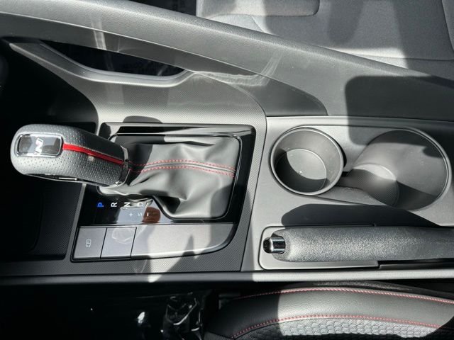 2025 Hyundai Elantra N Line - Photo 16