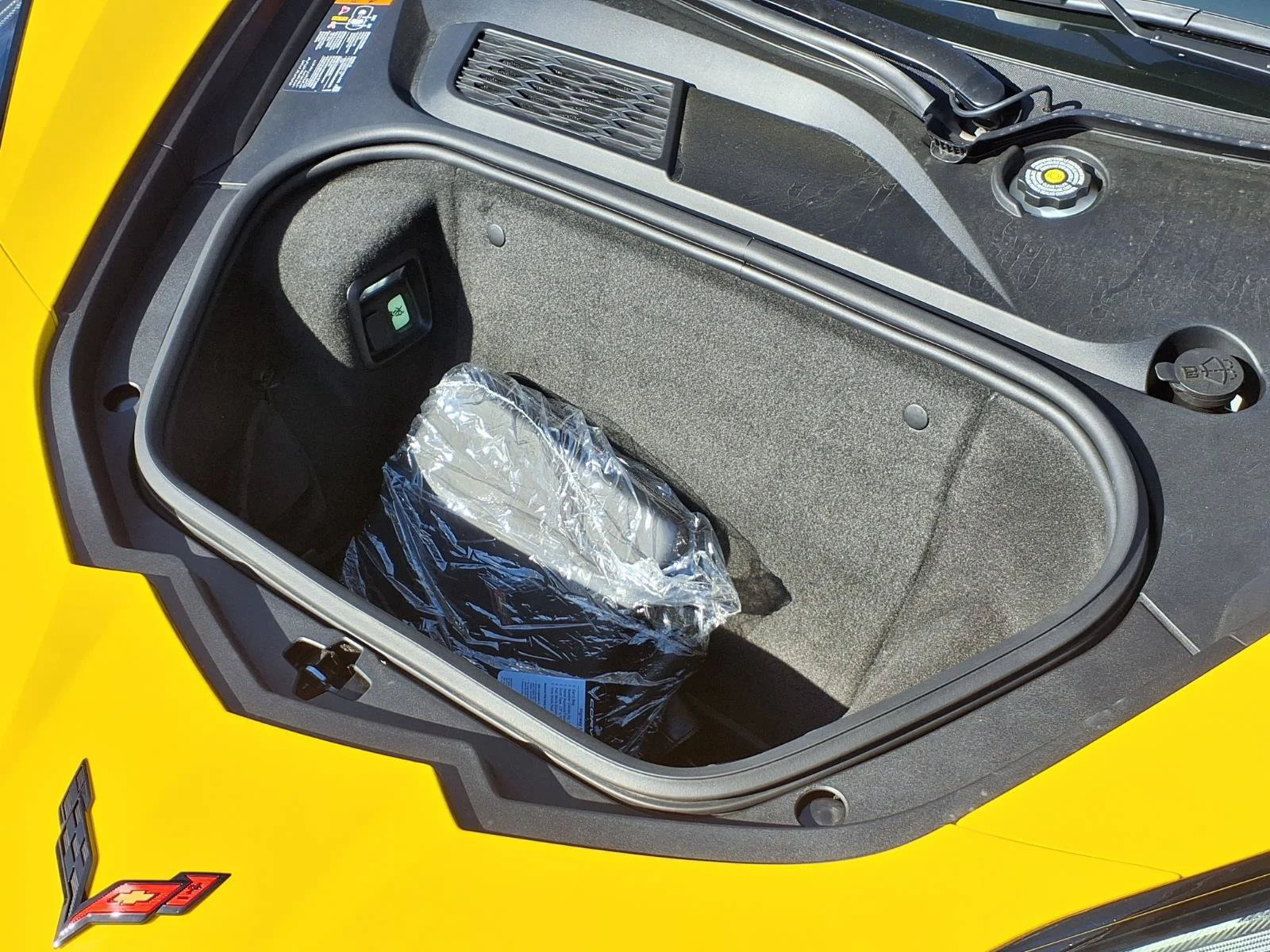Used 2025 Competition Yellow Tintcoat Metallic Chevrolet 2LZ image 27