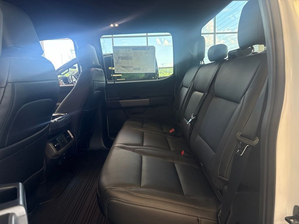 New 2026 Oxford White Ford XLT image 11