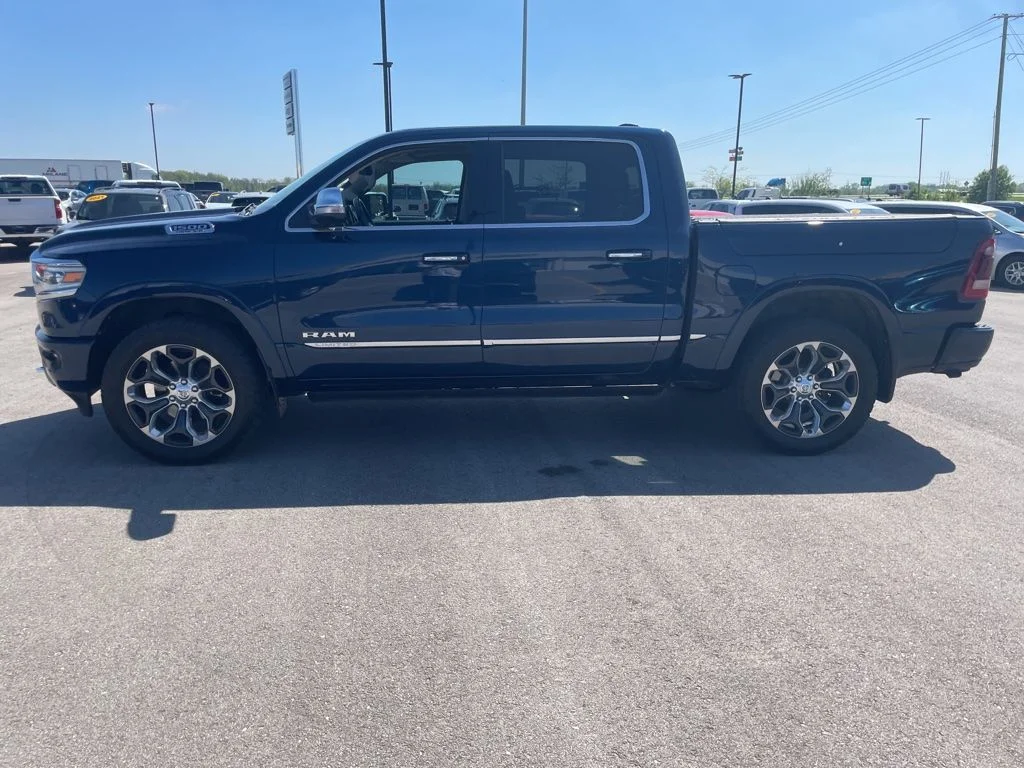 Used 2019 RAM Ram 1500 Pickup Limited with VIN 1C6SRFHT8KN745138 for sale in Kansas City