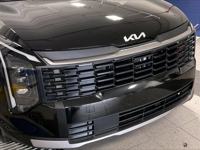 Used 2026 Black Kia LX image 30
