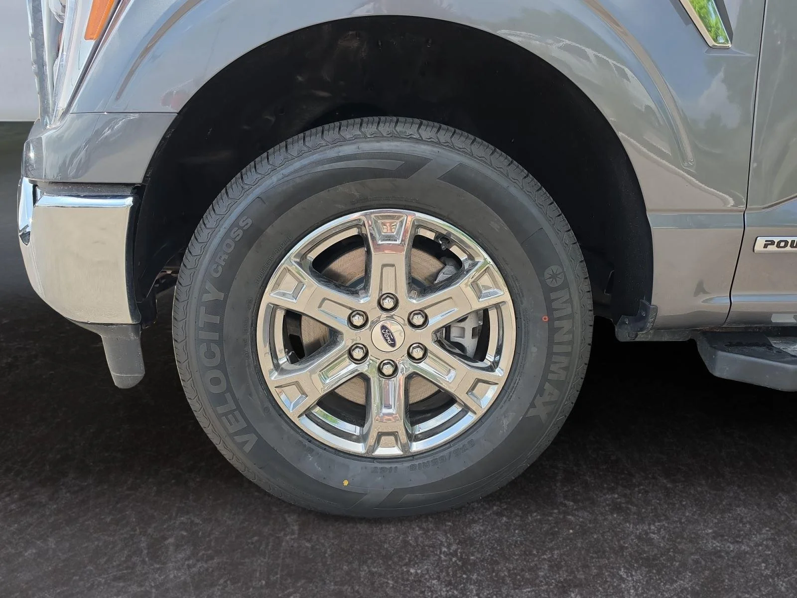 Used 2023 Carbonized Gray Ford XLT image 25