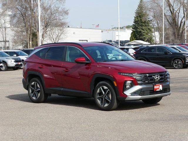 Used 2025 Hyundai Tucson SEL with VIN 5NMJBCDE7SH442489 for sale in White Bear Lake, Minnesota