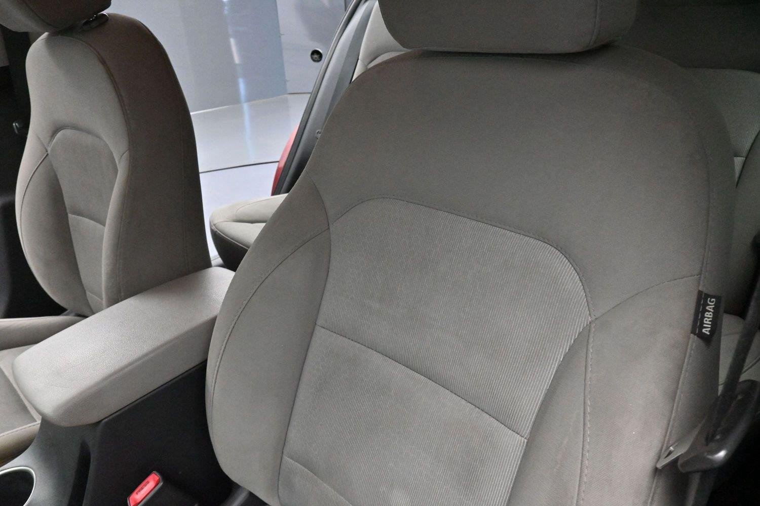 Used 2018 Scarlet Red Hyundai SEL image 13