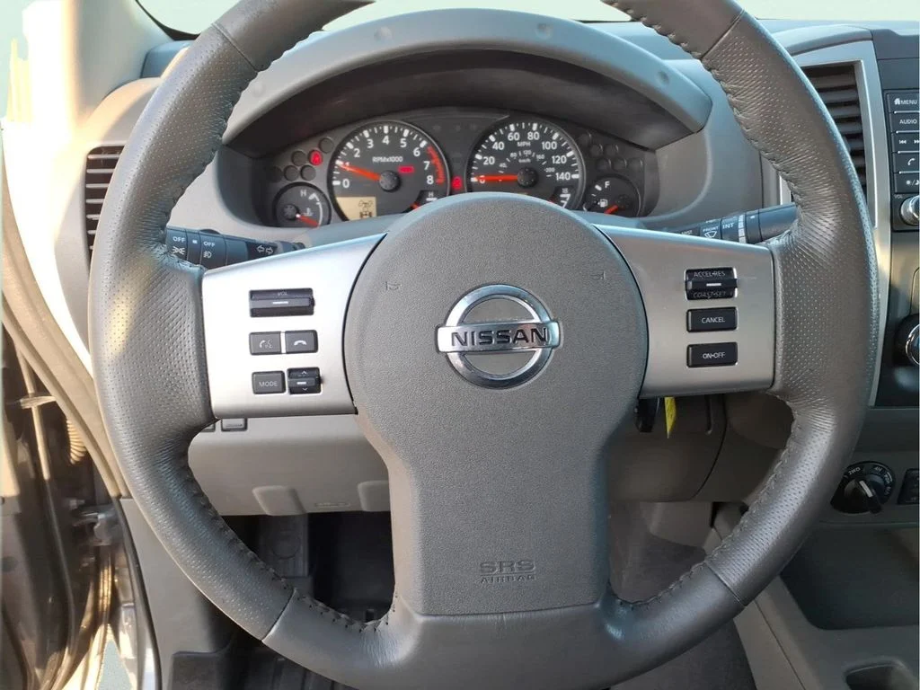 Used 2019 Gray Nissan SV image 21