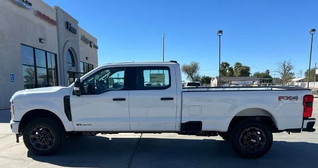 New 2026 Oxford White Ford F-350® XL image 31