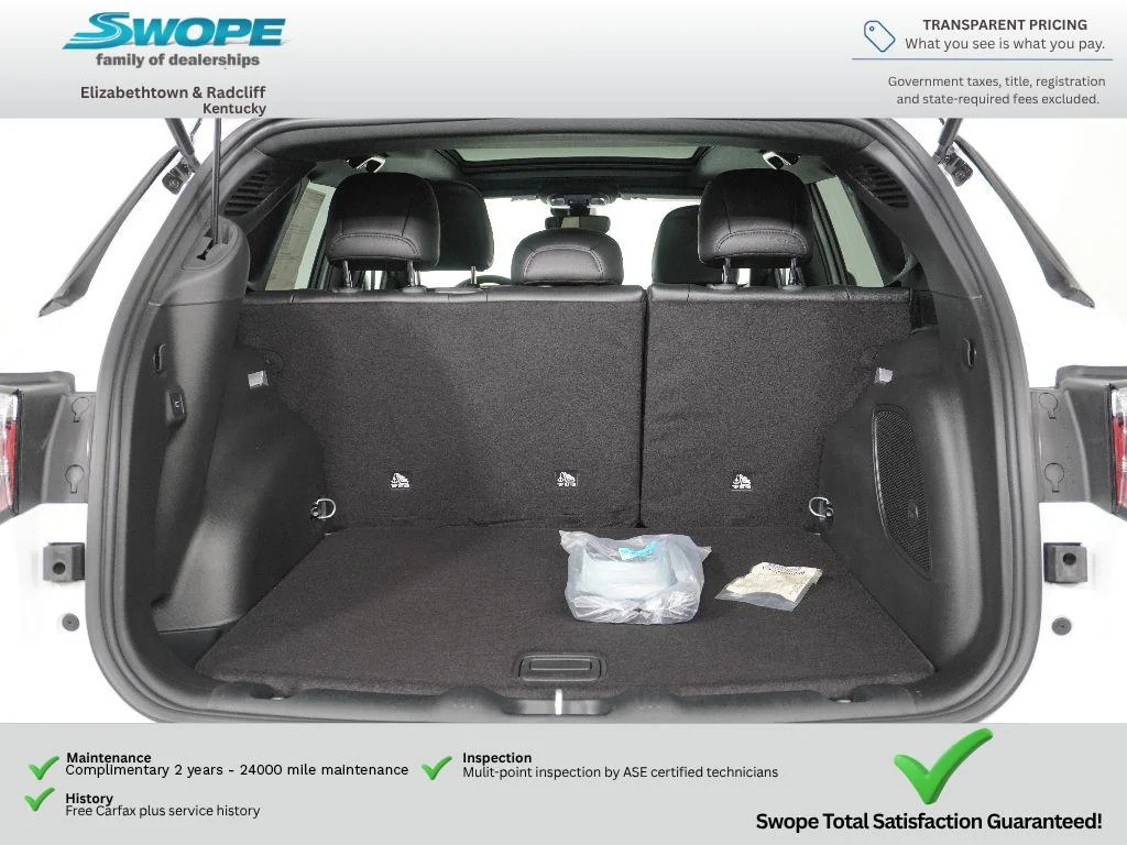 New 2026 Bright White Clear-Coat Exterior Paint Jeep Trailhawk image 27