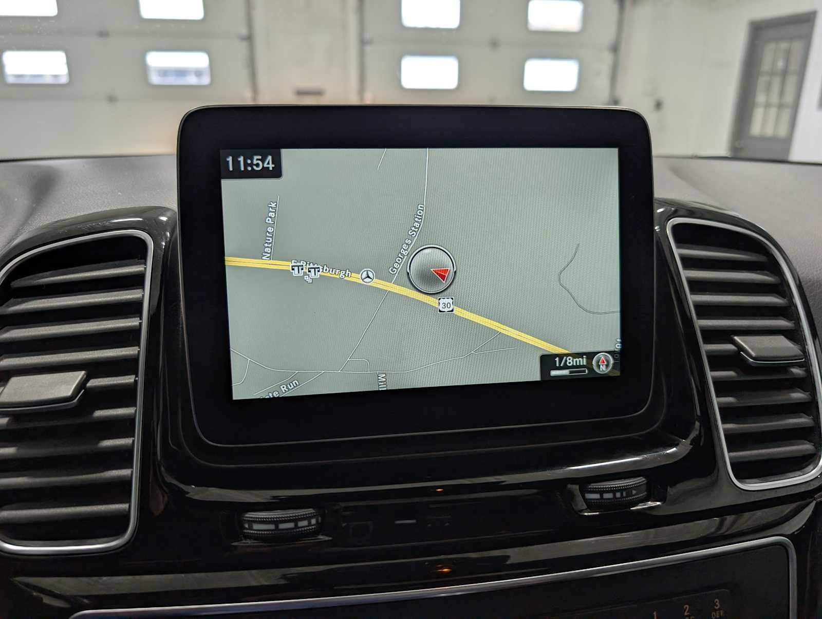 Used 2017 Polar White Mercedes-Benz GLE 350 image 21