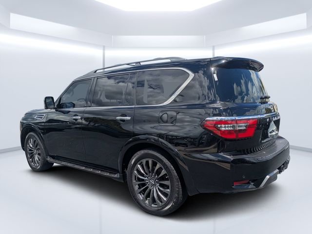 Used 2023 Black Nissan Platinum image 5