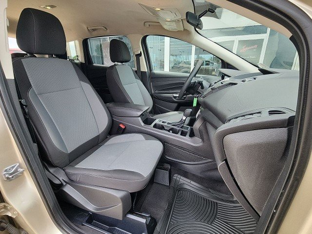 2017 Ford Escape SE - Photo 23