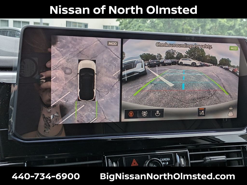 New 2026 Super Black Nissan Platinum image 15