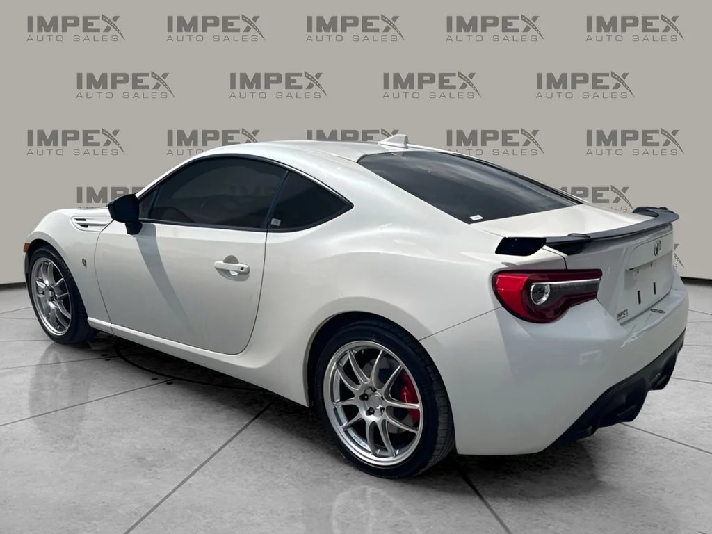 Used 2017 White Toyota 860 Special Edition image 3