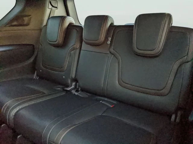2026 Nissan Armada SL - Photo 13
